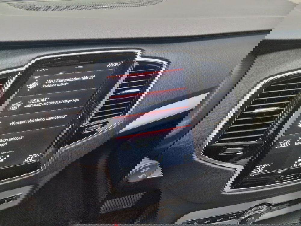 Volvo XC90 usata a Verbano Cusio Ossola (13)