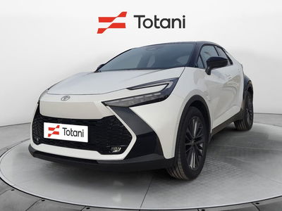 Toyota Toyota C-HR 2.0 phev Lounge Hero fwd e-cvt nuova a L'Aquila