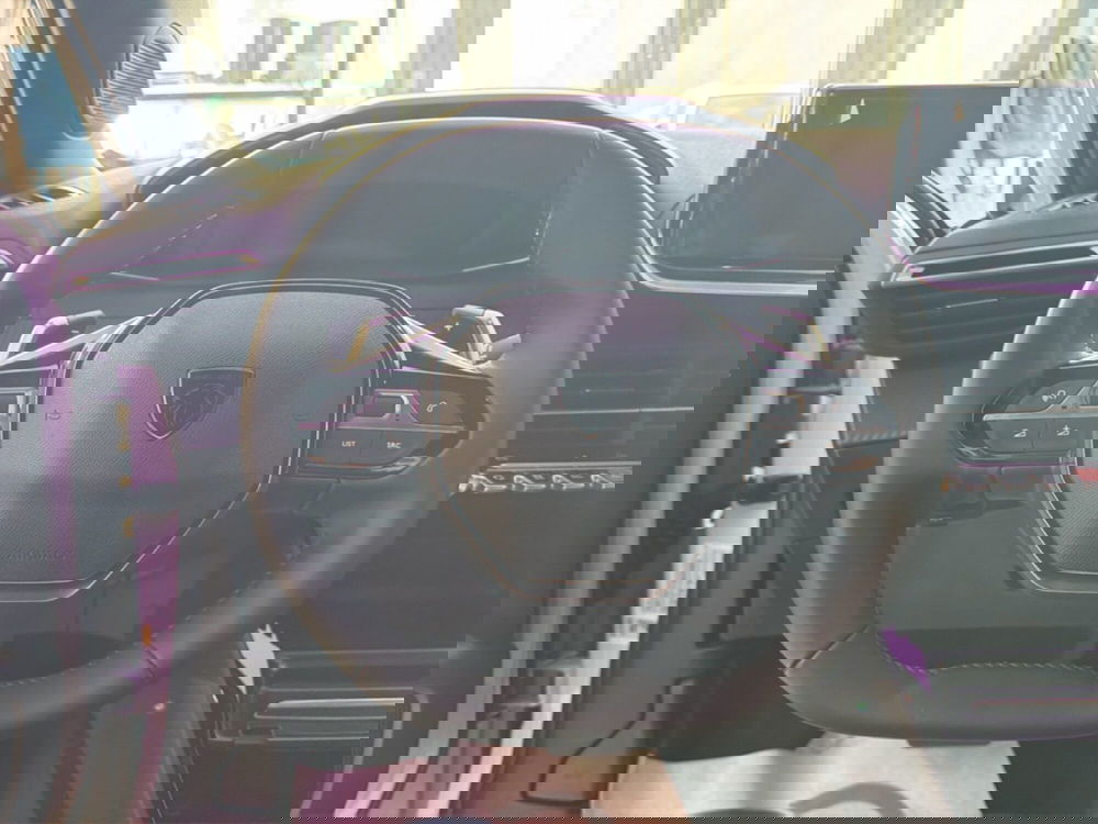 Peugeot 2008 nuova a Milano (13)