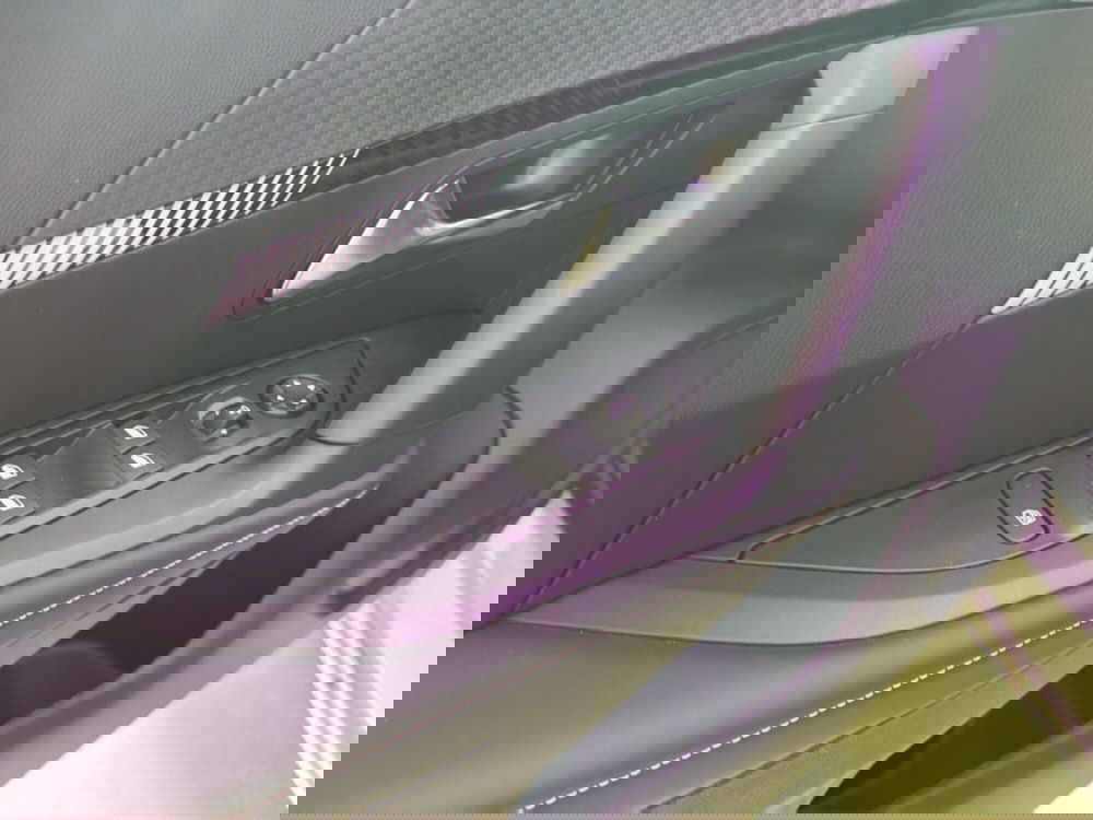 Peugeot 2008 nuova a Milano (16)