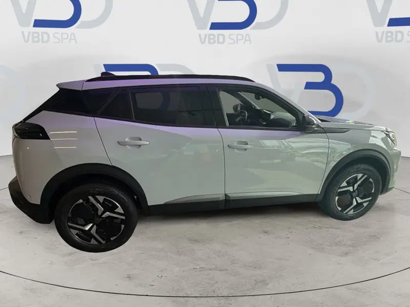 Peugeot 2008 nuova a Milano (7)