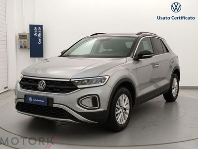 Volkswagen T-Roc 1.0 TSI Life del 2023 usata a Busto Arsizio