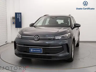 Volkswagen Tiguan Allspace 2.0 TDI SCR DSG 4MOTION Life del 2025 usata a Busto Arsizio