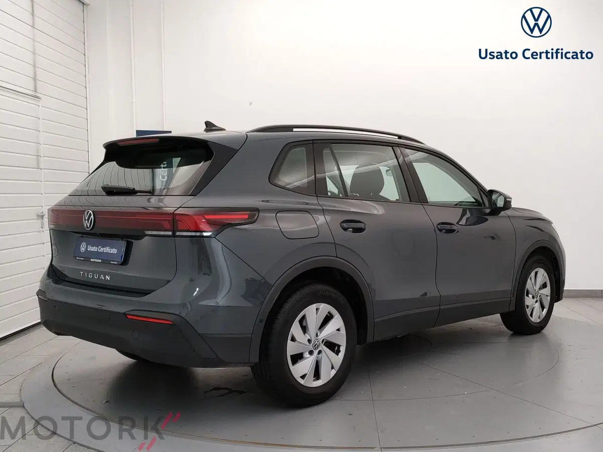 Volkswagen Tiguan usata a Varese (5)