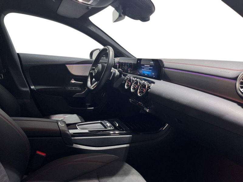 Mercedes-Benz CLA Shooting Brake usata a Napoli (15)