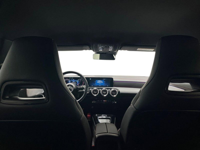 Mercedes-Benz CLA Shooting Brake usata a Napoli (18)