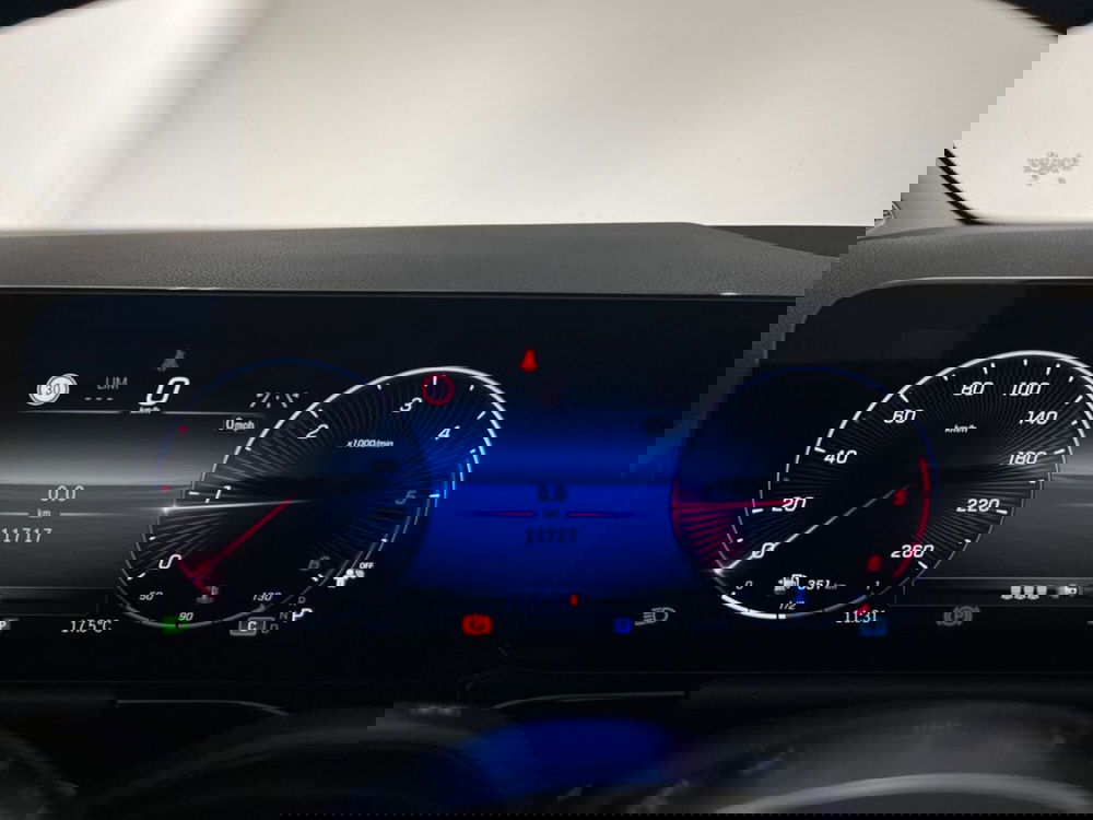 Mercedes-Benz GLA SUV usata a Napoli (13)