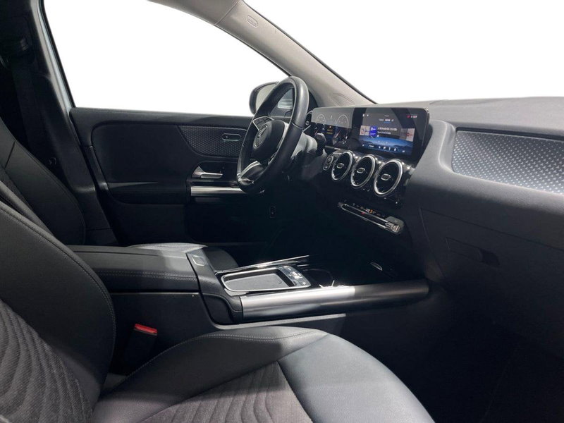 Mercedes-Benz GLA SUV usata a Napoli (15)