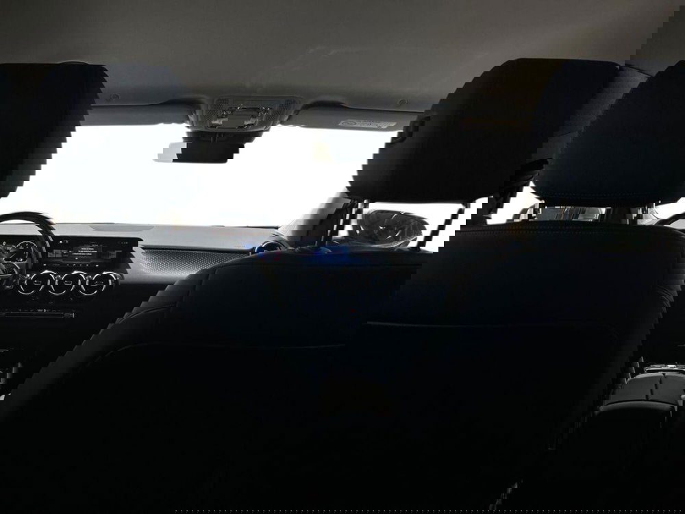 Mercedes-Benz GLA SUV usata a Napoli (18)