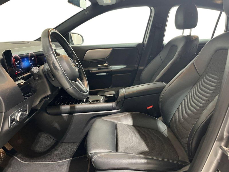 Mercedes-Benz GLA SUV usata a Napoli (10)