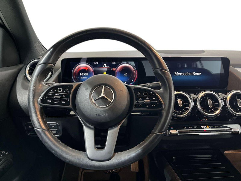 Mercedes-Benz GLA SUV usata a Napoli (11)