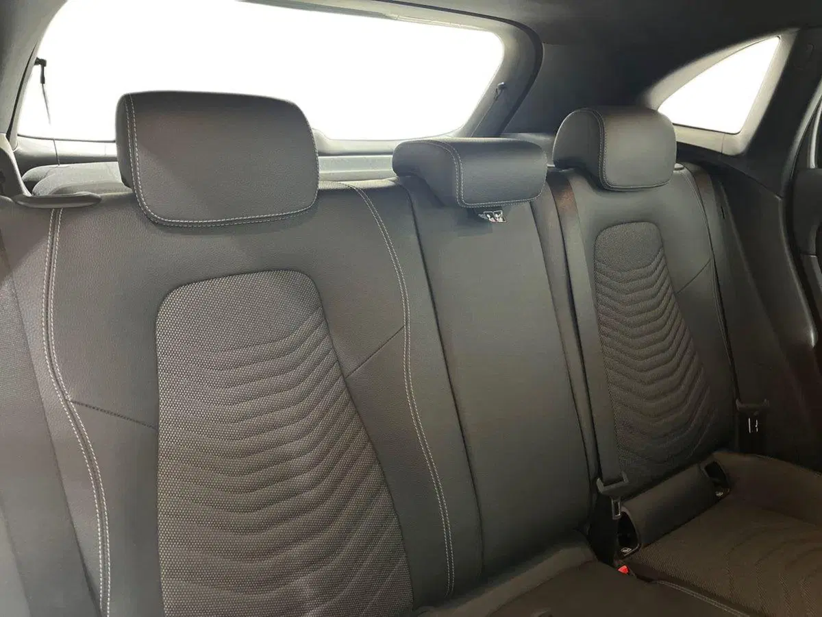 Mercedes-Benz GLA SUV usata a Napoli (16)
