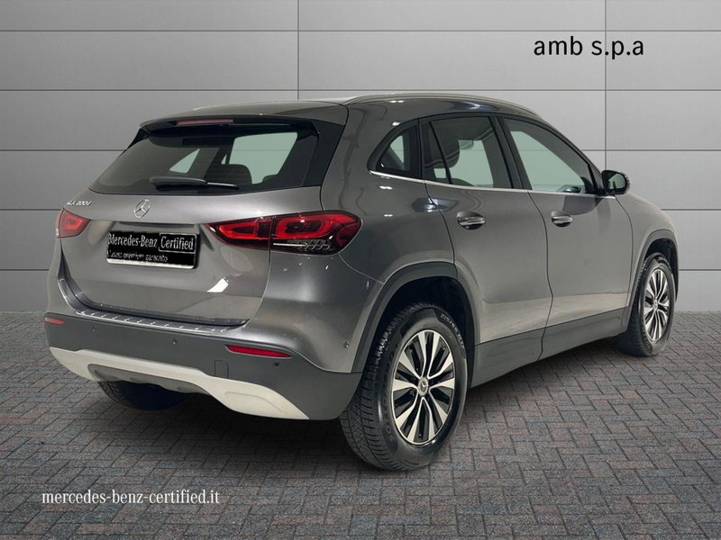 Mercedes-Benz GLA SUV usata a Napoli (2)