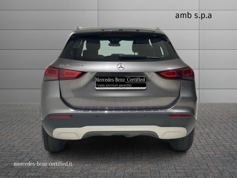 Mercedes-Benz GLA SUV usata a Napoli (4)