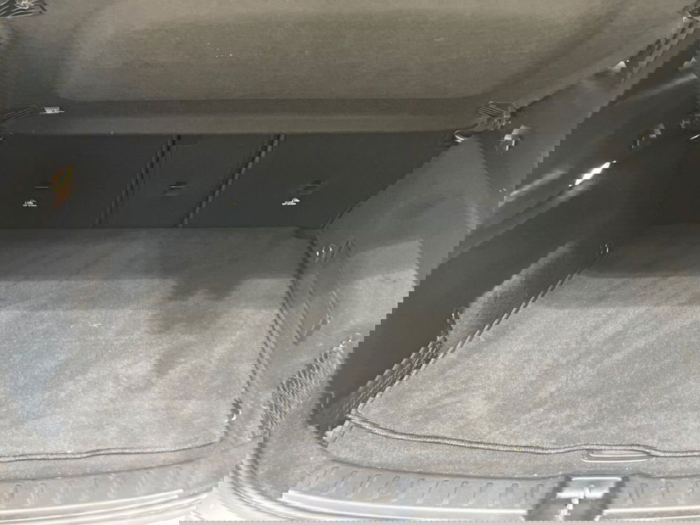 Mercedes-Benz GLA SUV usata a Napoli (8)