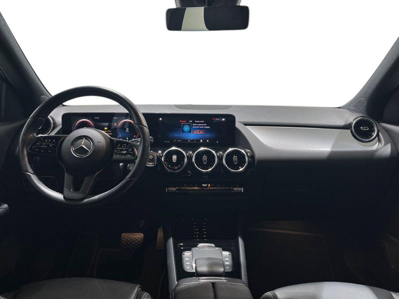 Mercedes-Benz GLA SUV usata a Napoli (9)