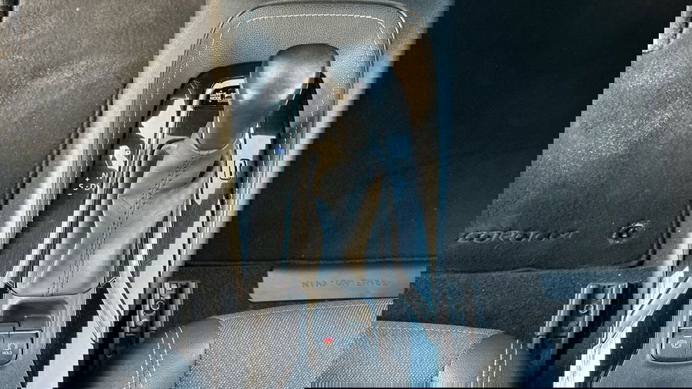 Toyota Corolla Touring Sports usata a Padova (15)