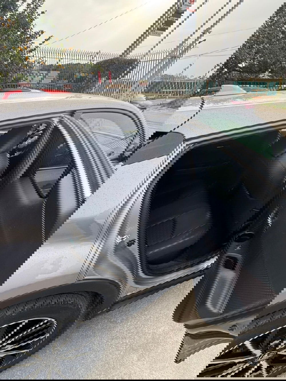 Toyota Toyota C-HR usata a Caserta (9)