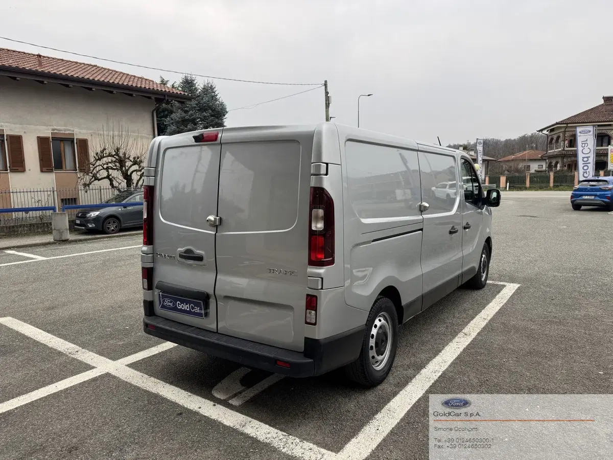 Renault Trafic Furgone usata a Torino (5)