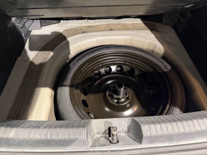 Volkswagen Taigo usata a Genova (10)