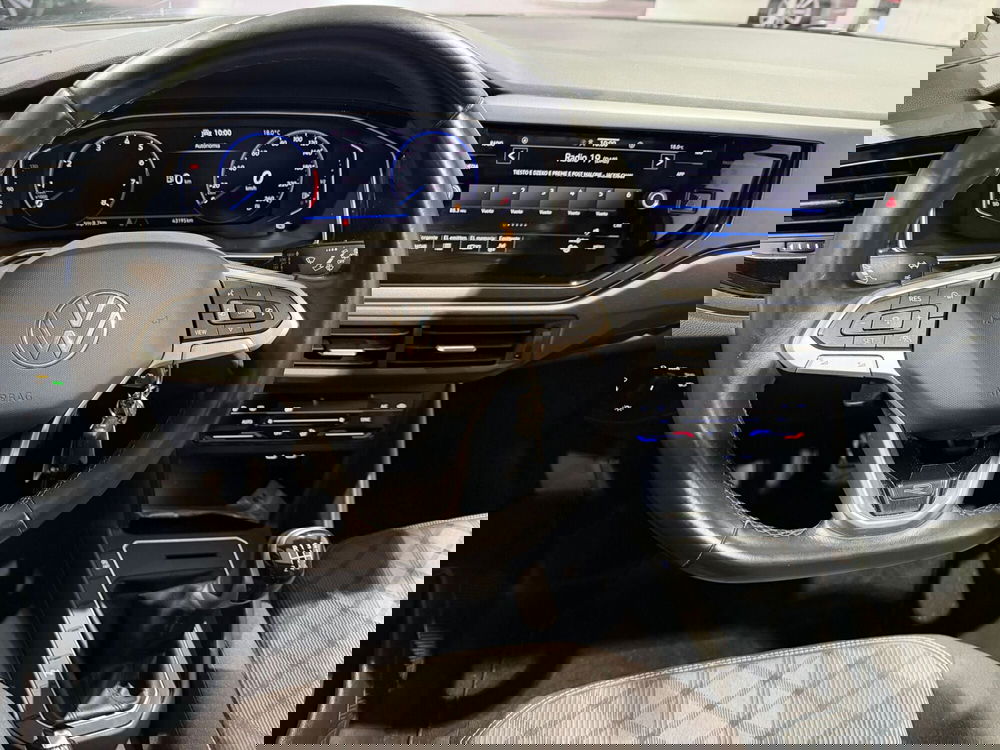 Volkswagen Taigo usata a Genova (12)