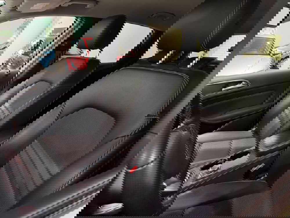 Mercedes-Benz Classe B usata a Genova (10)