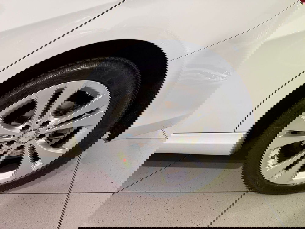 Mercedes-Benz Classe B usata a Genova (13)