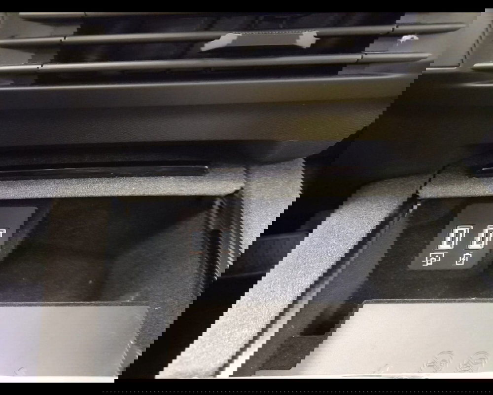 Opel Grandland usata a Alessandria (18)