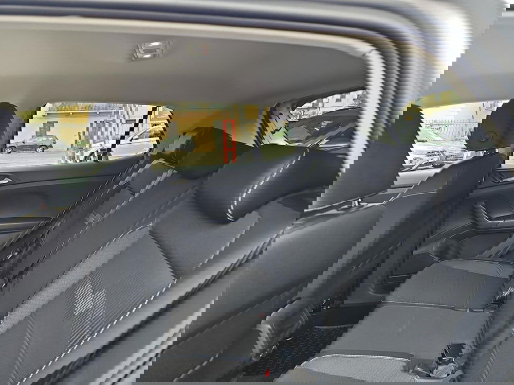 Volkswagen T-Cross usata a Lecco (12)