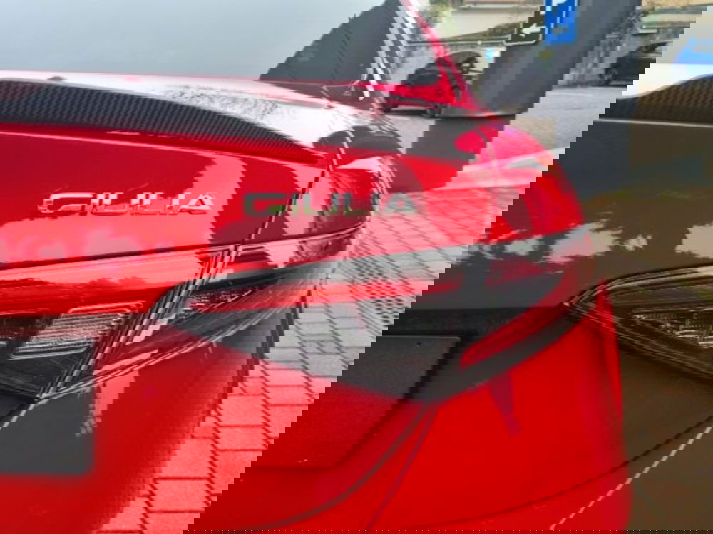 Alfa Romeo Giulia nuova a Monza e Brianza (15)