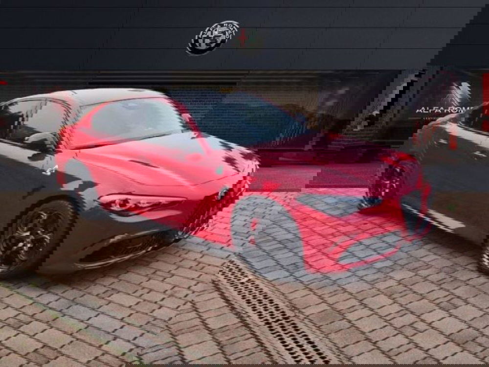 Alfa Romeo Giulia nuova a Monza e Brianza (3)