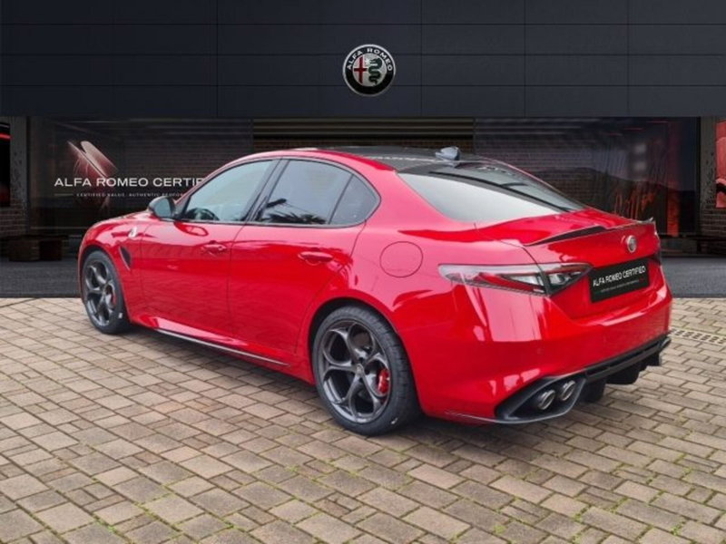 Alfa Romeo Giulia nuova a Monza e Brianza (7)