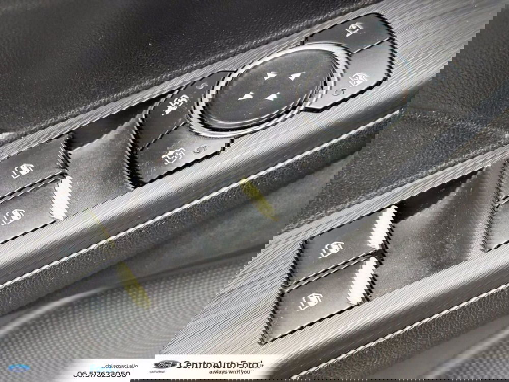 Ford Kuga usata a Roma (19)