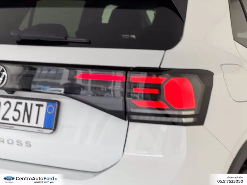 Volkswagen T-Cross nuova a Roma (15)