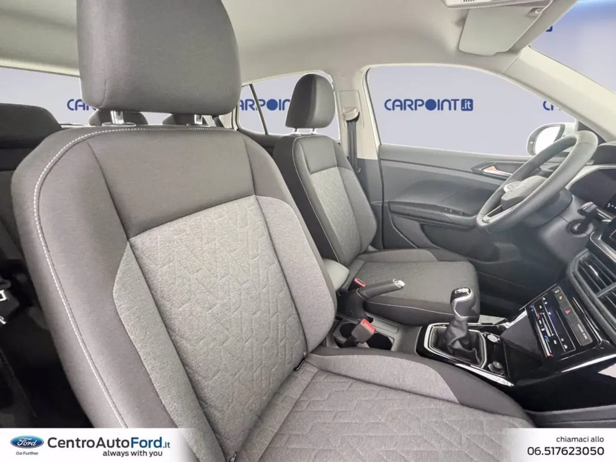 Volkswagen T-Cross nuova a Roma (7)