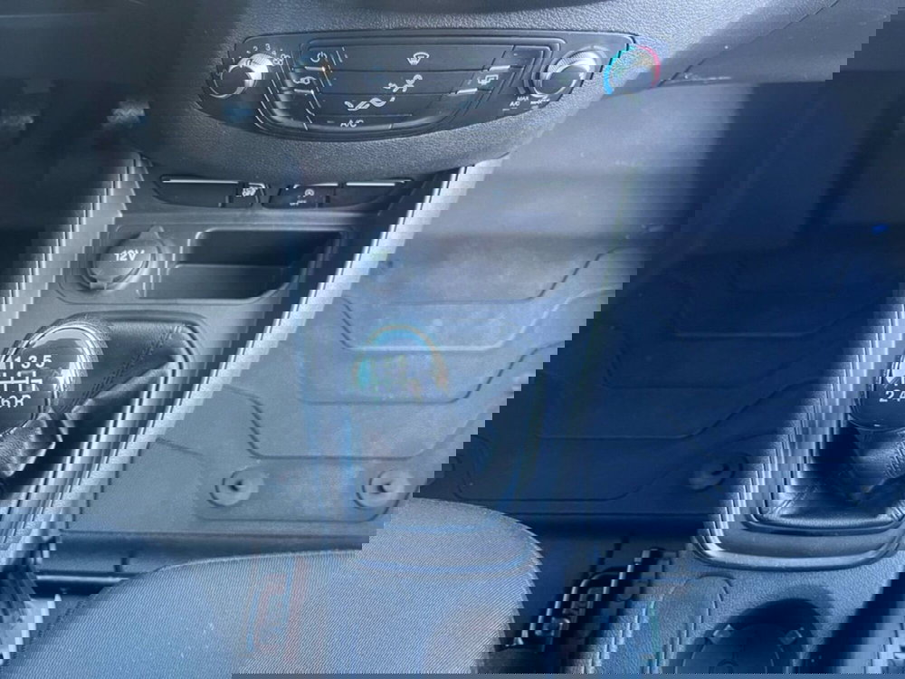 Ford Transit Courier usata a Milano (13)