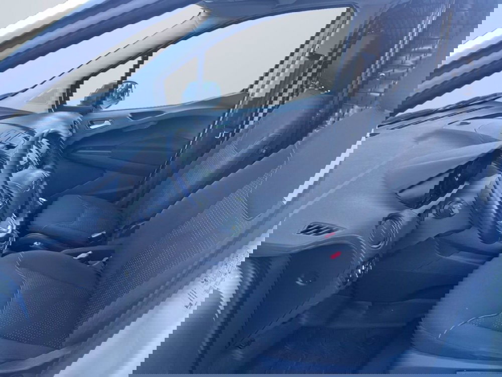 Ford Transit Courier usata a Milano (9)