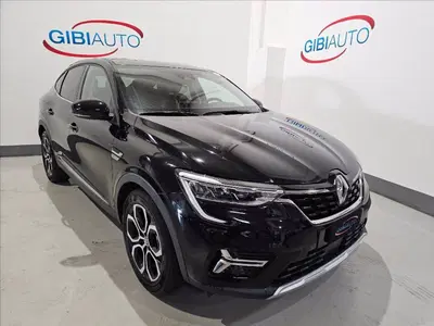 Renault Arkana 1.6 full hybrid Techno 145cv del 2023 usata a Palermo