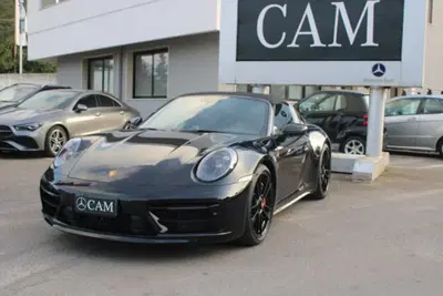 Porsche 911 Cabrio Targa 3.0 4 GTS del 2022 usata a Lecce