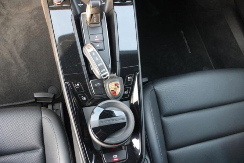 Porsche 911 Cabrio usata a Lecce (14)