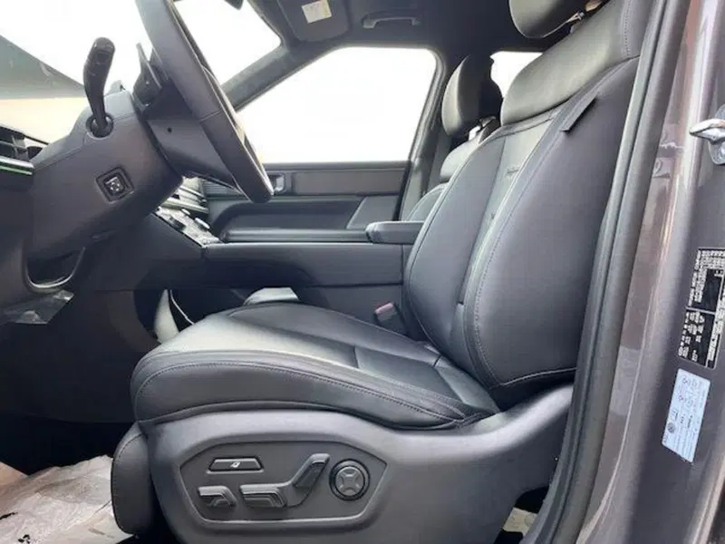 Hyundai Santa Fe nuova a Verbano Cusio Ossola (12)