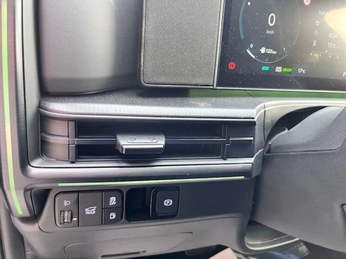 Hyundai Santa Fe nuova a Verbano Cusio Ossola (15)