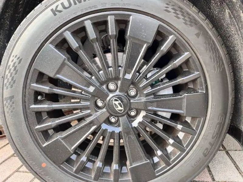 Hyundai Santa Fe nuova a Verbano Cusio Ossola (4)