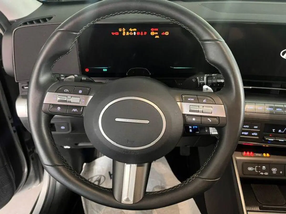 Hyundai Kona usata a Verbano Cusio Ossola (12)