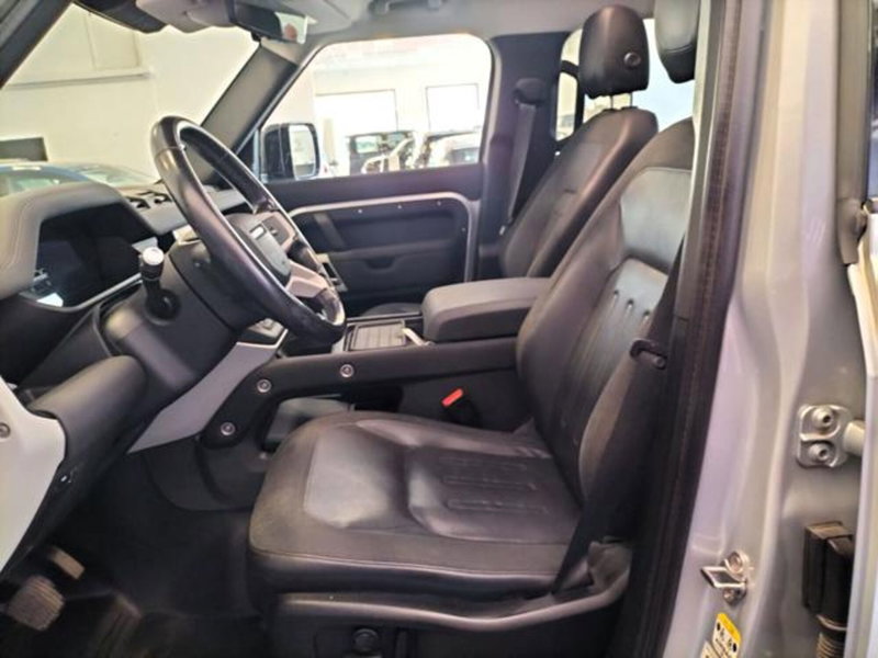 Land Rover Defender usata a Messina (11)