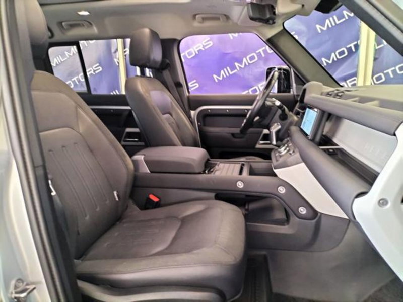 Land Rover Defender usata a Messina (12)