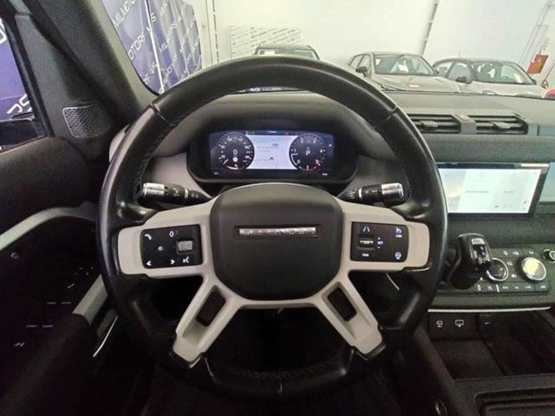 Land Rover Defender usata a Messina (18)