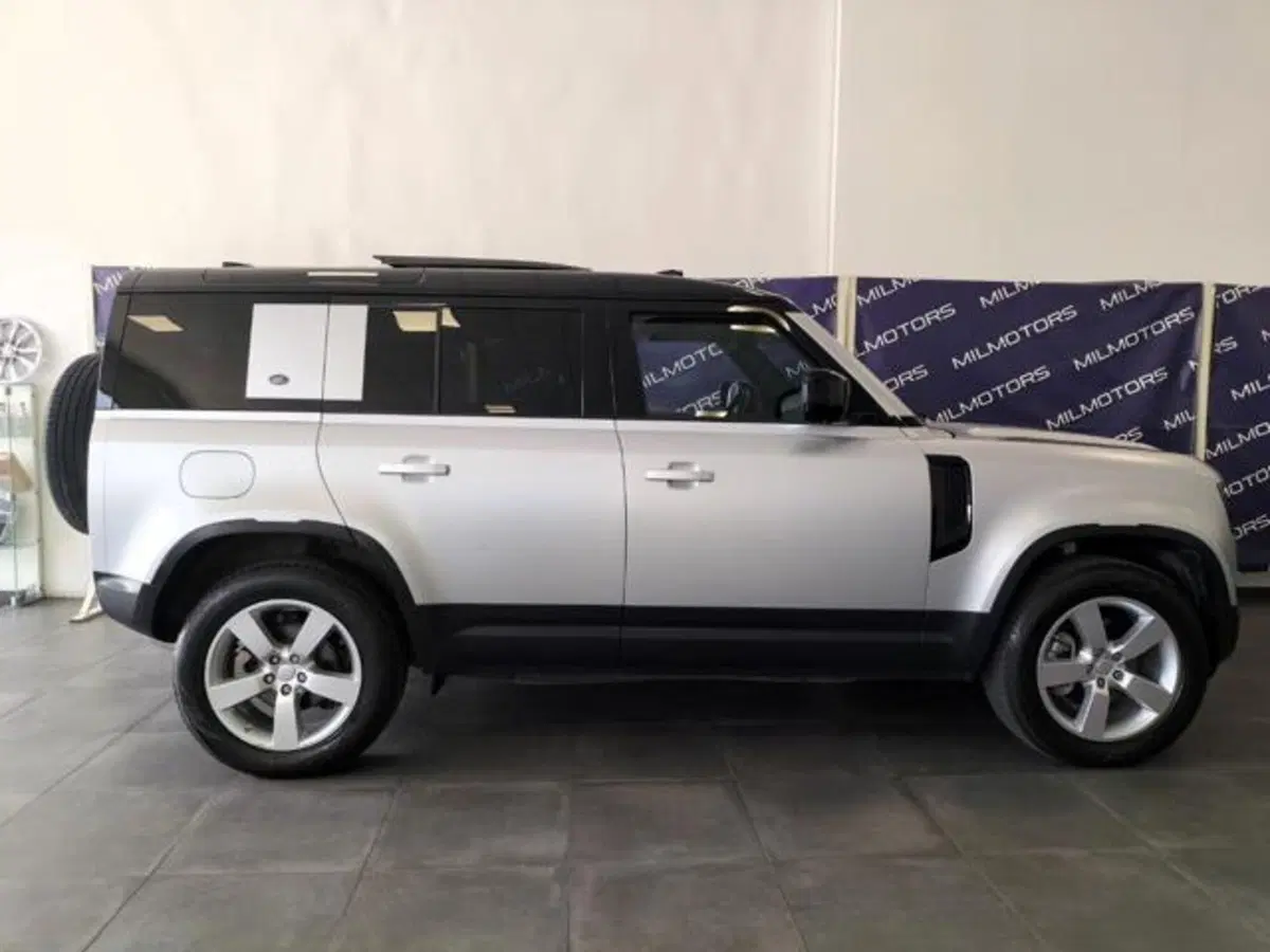 Land Rover Defender usata a Messina (7)