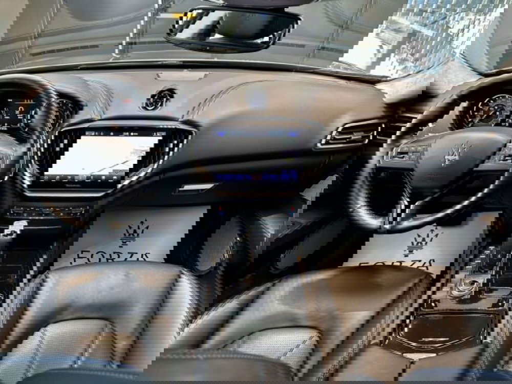 Maserati Ghibli usata a Torino (15)