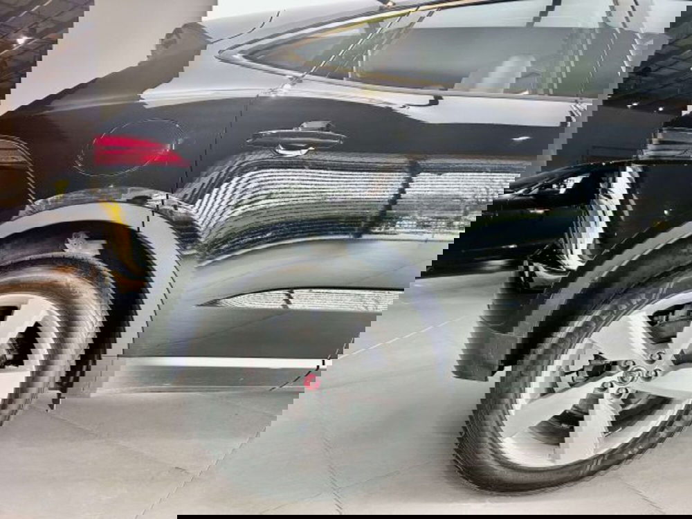 Jaguar E-Pace usata a Torino (5)